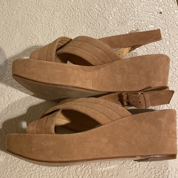 J Crew Marcie Tan Suede Criss Cross Wedge Sandals 8 Beautiful Shoes. - Picture 3 of 16